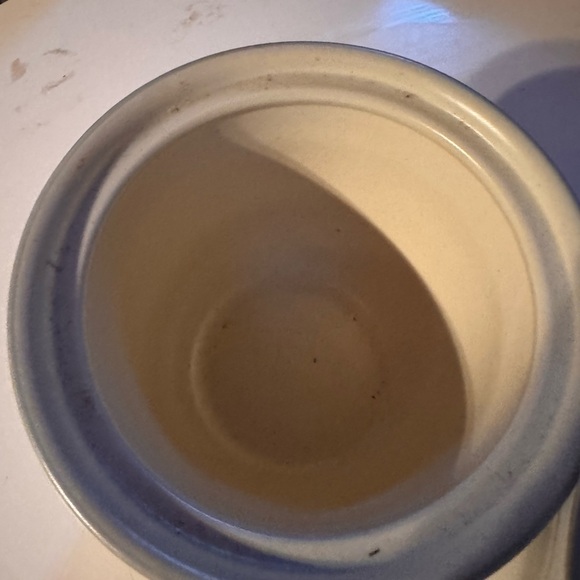 Pfaltzgraff canister bundle 2qt and 1.5 qt 
 Ceramic Canisters - Picture 4 of 7